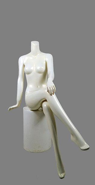 Female mannequin 053